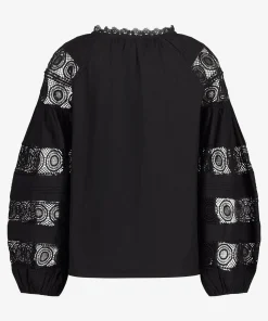 Tasmia Black